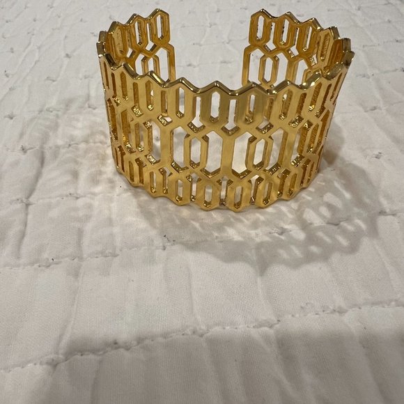 Gorjana Layla Cuff Bracelet - Picture 5 of 6